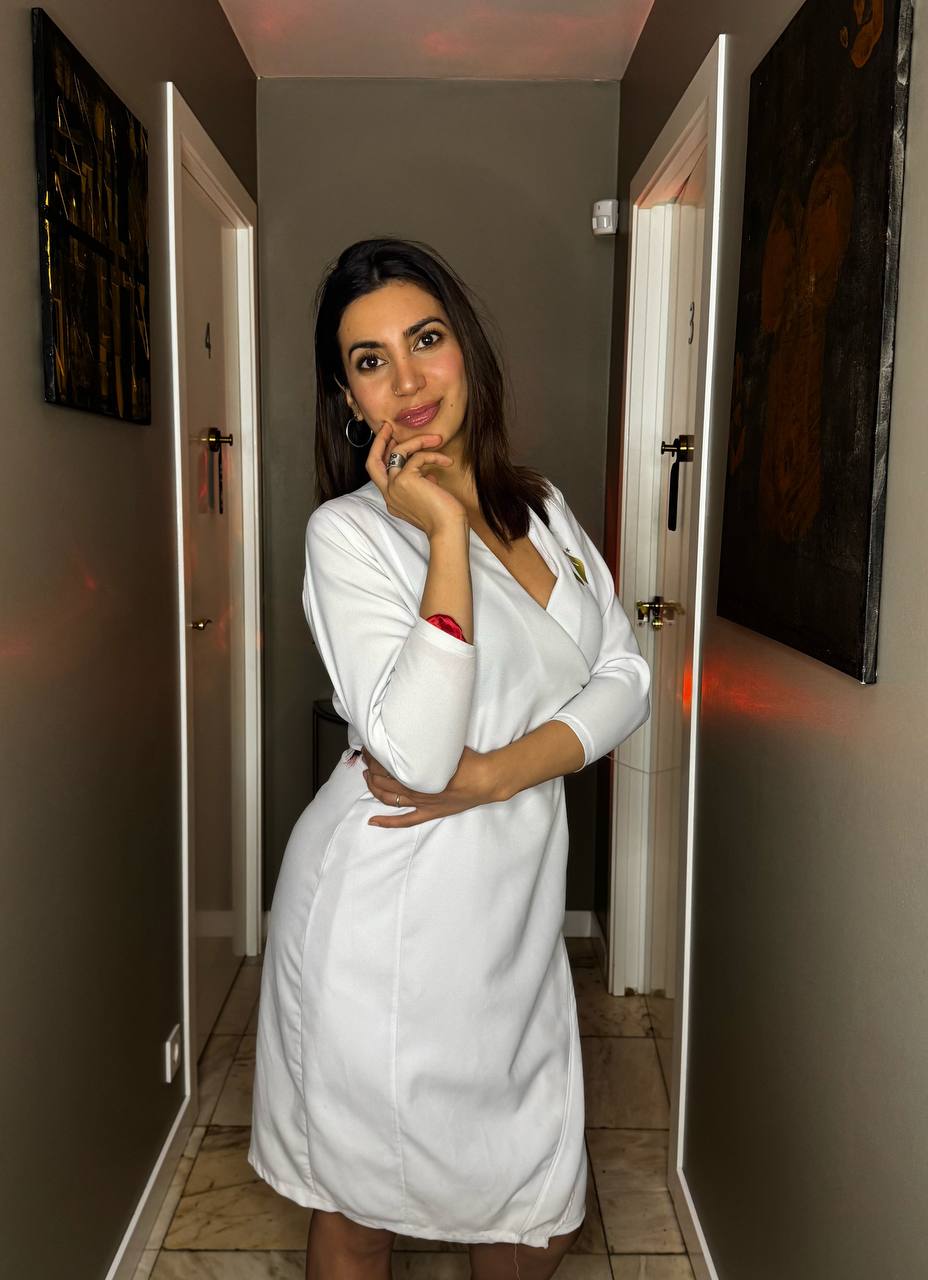 Valerie Masseuse 5 Tantra, Nuru, Lingam and Yoni massage, Elite erotic Massage, luxury VIP erotic massage with champagne, sensual and magic body to body massage, couple massage, four hands massage, relax massage, spiritual massage and erotic massage in Tenerife for men and women