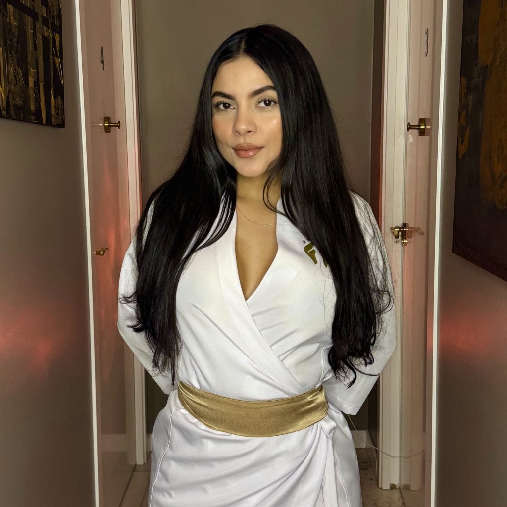 Tantra, Nuru, Lingam and Yoni massage, Elite erotic Massage, luxury VIP erotic massage with champagne, sensual and magic body to body massage, couple massage, four hands massage, relax massage, spiritual massage and erotic massage in Tenerife for men and women